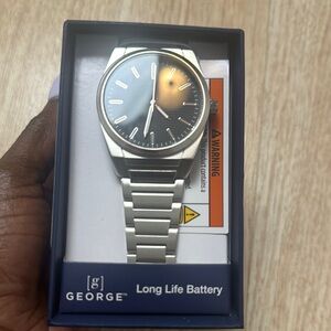 George Silver Watch with Long Life Battery